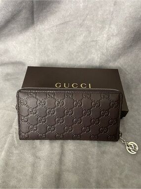 Gucci Guccissima Chocolate Dark Brown Interlock GG Zipper Pull ZipAround Wallet